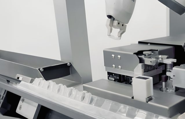 Automation in medical device manufacturing: 5 reasons for automated medical device assembly
